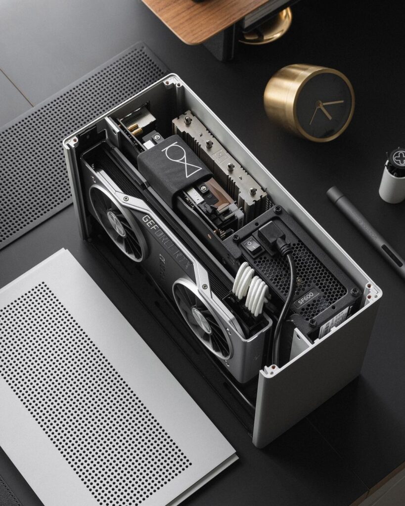 componentes of pc build with loqe ghost s1 case