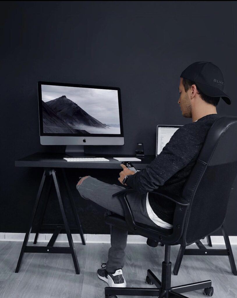 desk setups tips and tricks