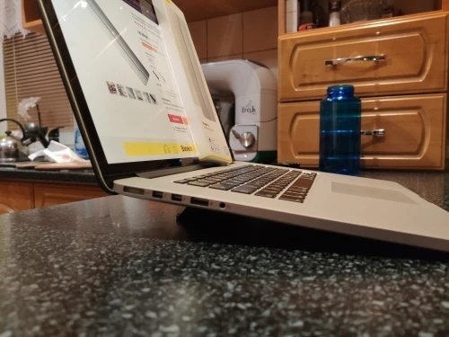 portable laptop riser