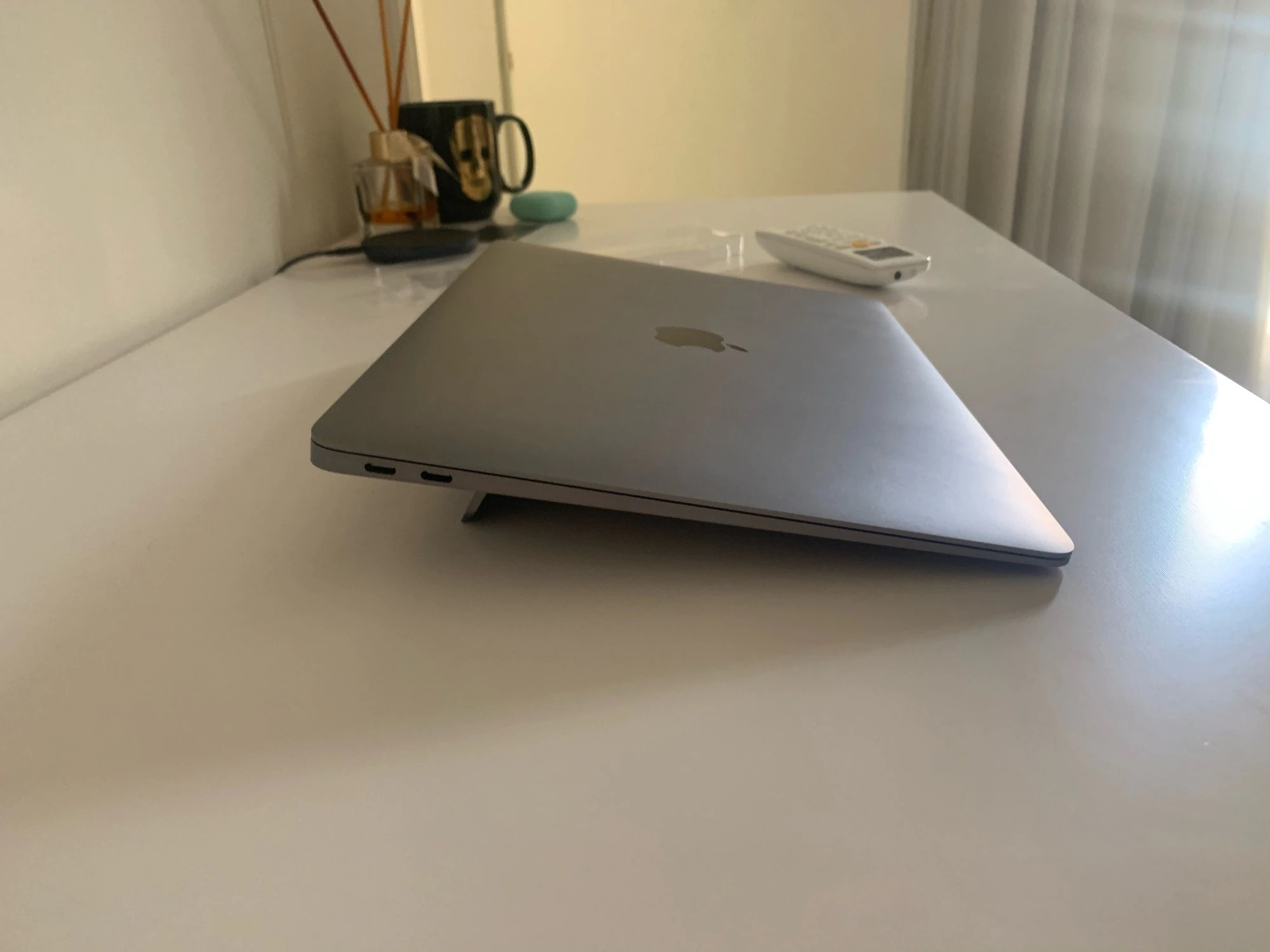 portable laptop riser macbook