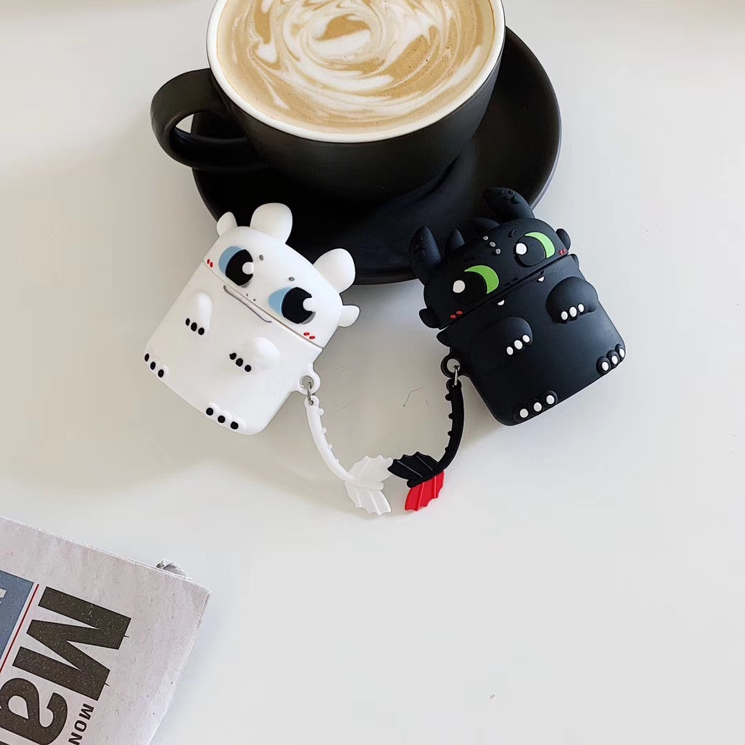 1097815253634.jpg How to Train Your Dragon AirPod Case