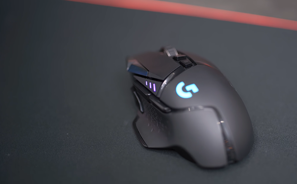 uravgconsumer desk setup