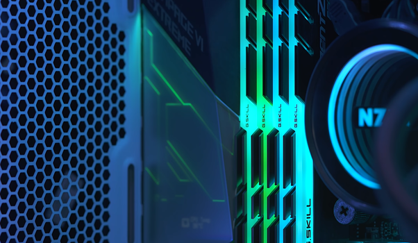 uravgconsumer desk setup