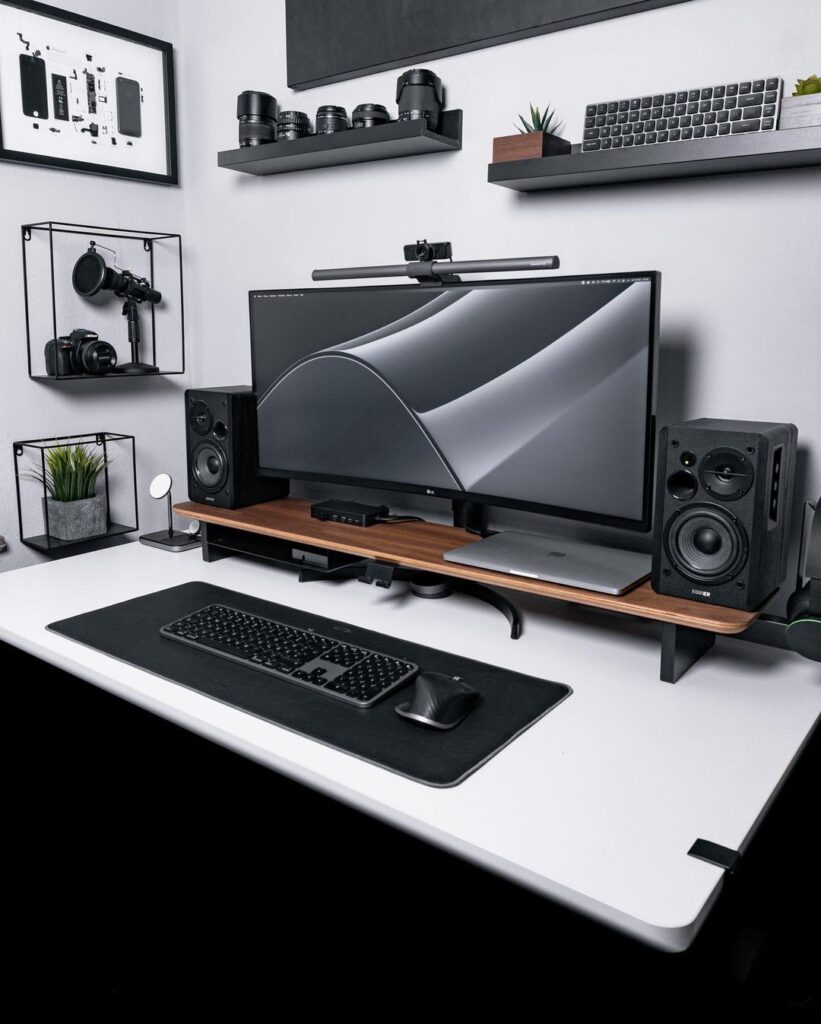 curved monitor desk setup